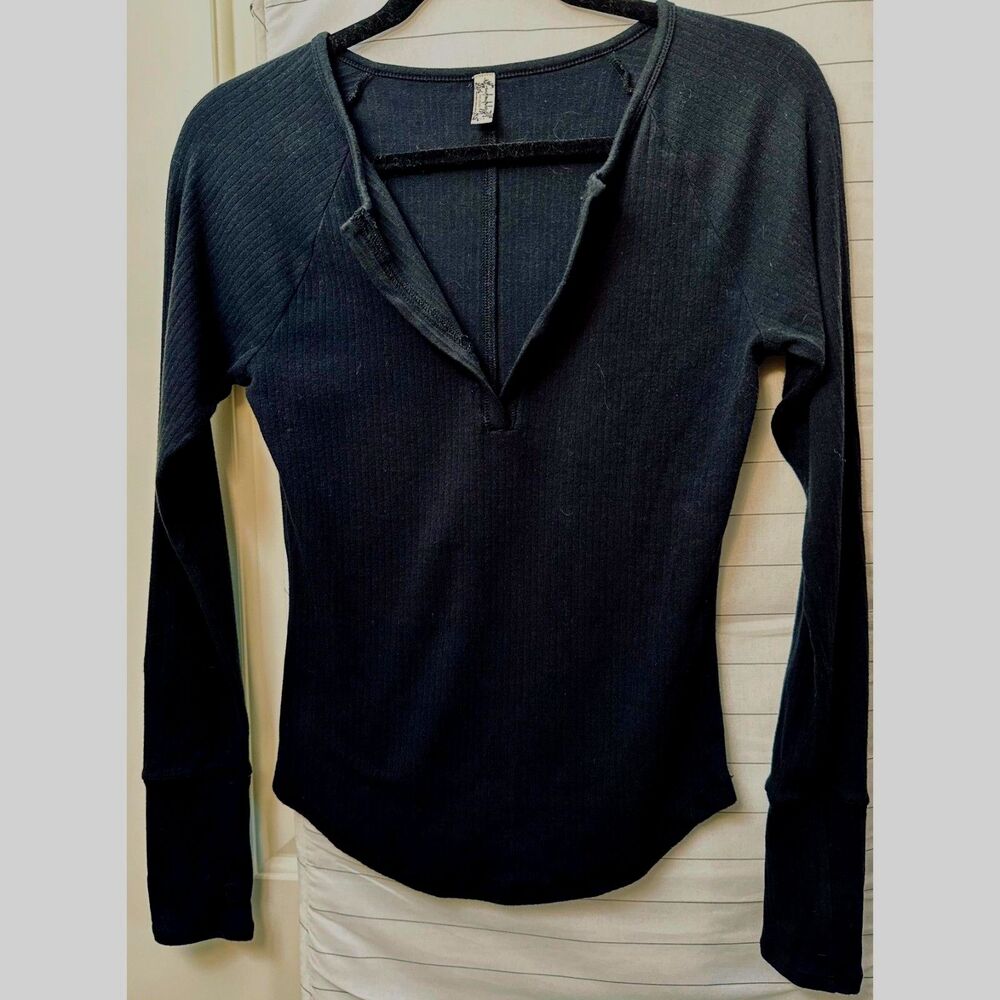 Free People Layering Top Black Size Large